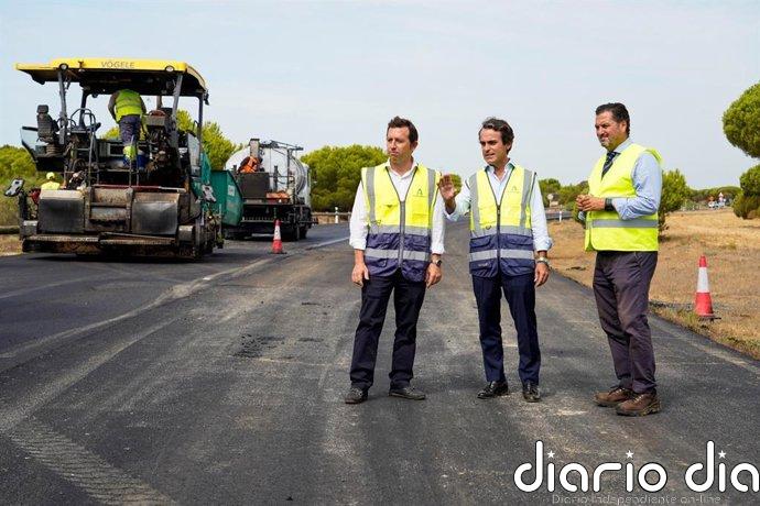 Junta destaca la inversión de cerca de 3,5 millones en obras de refuerzo del firme en las A-474 y A-494 (Huelva)