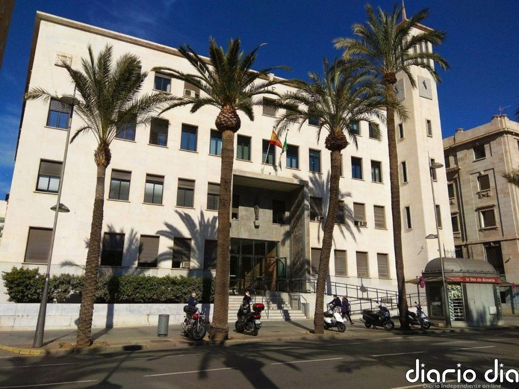 Juzgan este martes en Almería al acusado de intentar matar a un hombre de una puñalada en la zona del tórax