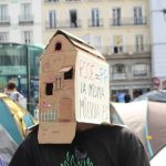 La acampada de Sol se sigue extendiendo y los congregados insisten en que seguirá hasta que aguante