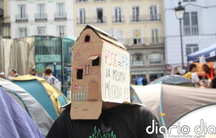 La acampada de Sol se sigue extendiendo y los congregados insisten en que seguirá hasta que aguante