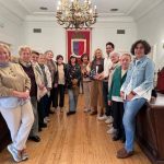 La alcaldesa de Calahorra recibe al grupo de teatro Improyayas tras ganar dos premios con 'Protagonistas'