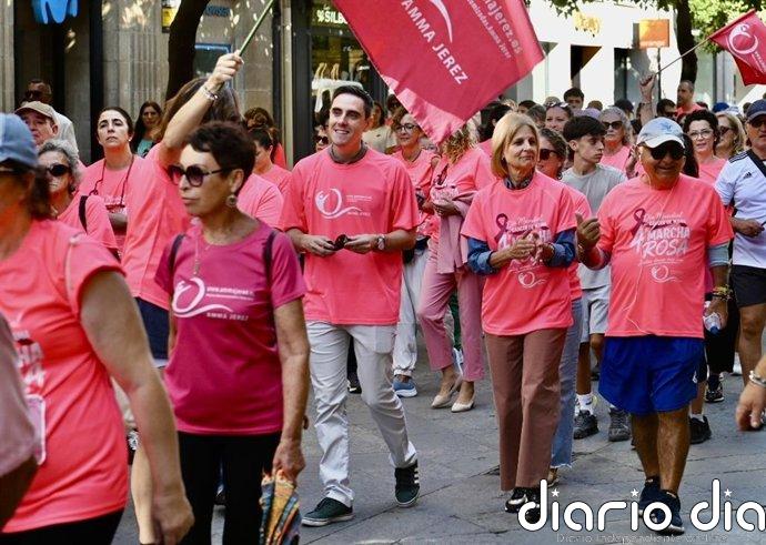 La alcaldesa de Jerez (Cádiz) apoya la lucha contra el Cáncer de Mama y reivindica la importancia de la salud mental