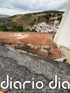 La alerta naranja por lluvias deja carreteras cortadas en Los Montes Orientales de Granada