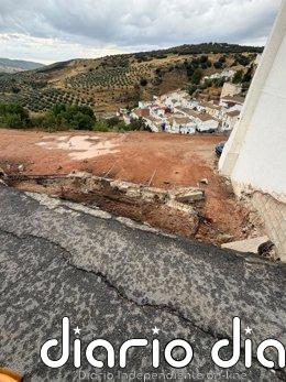 La alerta naranja por lluvias deja carreteras cortadas en Los Montes Orientales de Granada