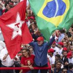 La Bolsa de Brasil se desploma un 17%, repunta el interés de los bonos y el real se hunde un 11%