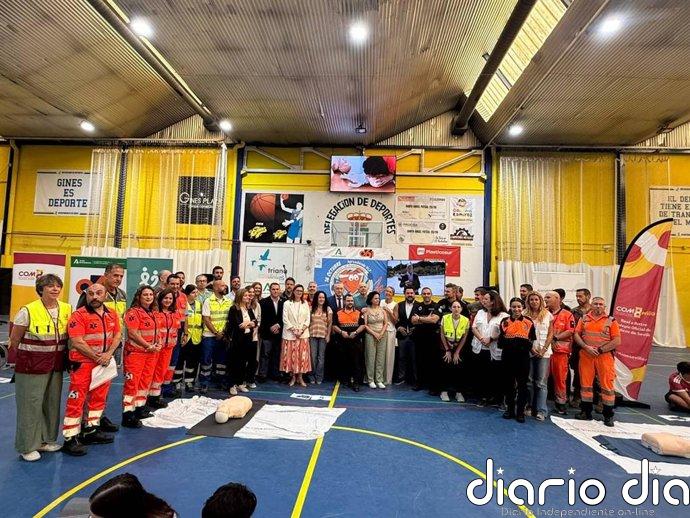 La Cardiomaratón 061 prepara a 1.200 jóvenes en Gines (Sevilla) para saber actuar ante una parada cardíaca