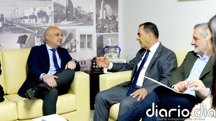 La Diputación de Almería aprueba el proyecto de reforma y climatización de la piscina de La Mojonera