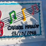 La familia y los fans de Carlos Marín se reúnen en el cementerio de La Almudena para celebrar su cumpleaños