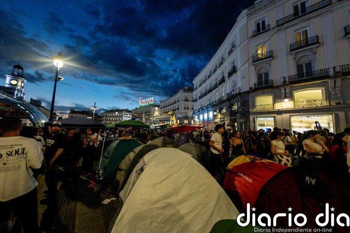 La jueza eleva al TSJM el recurso de Ayuso por la acampada de Sol por falta de competencia