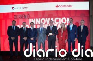 La Junta destaca el compromiso del Grupo Estévez, "ejemplo de innovación, inversión y valor añadido"