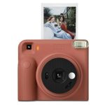 La nueva cámara instax SQUARE 2 llega con espejo para selfis y un nuevo mecanismo de filtros de temperatura de color