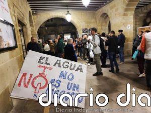 La Plataforma en Defensa del Agua Pública de Haro critica el "veto" a su acceso al pleno del Ayuntamiento