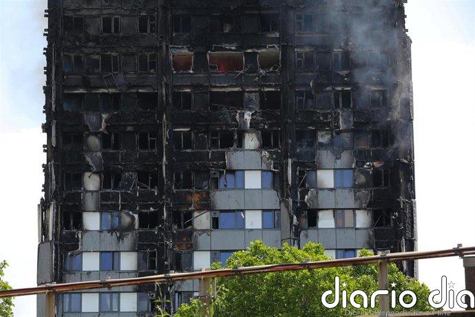 La Policía británica señala a 20 entidades y más de 50 personas por el incendio de la Torre Grenfell de 2017