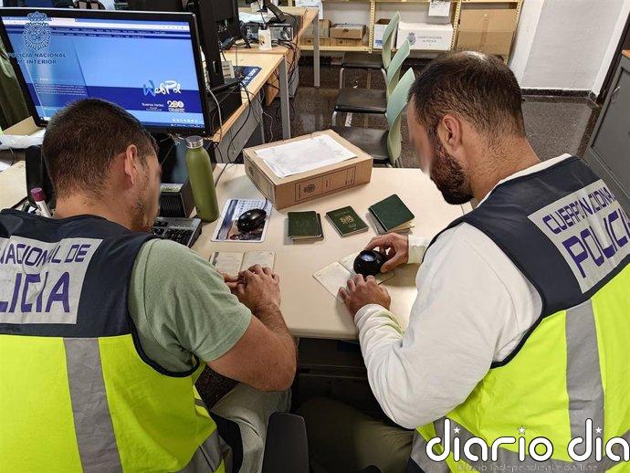 La Policía detiene en Ceuta a 45 personas que pretendían entrar en la península con documentación fraudulenta