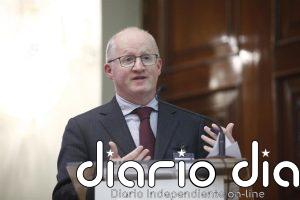 Lane (BCE) señala que la inflación energética moderará la demanda y atenuará la respuesta de la entidad