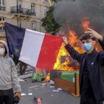 Las gestoras dudan del margen de maniobra de Francia ante el repunte de deuda y ya atisban riesgos en su banca
