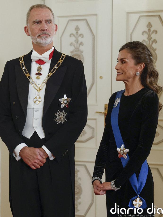 Las joyas históricas con las que la Reina Letizia transformó su icónico vestido de terciopelo en Finlandia