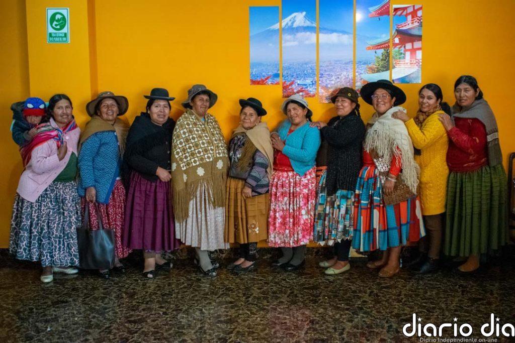 Las lideresas del agua y sus quince años de lucha por el lago Titicaca