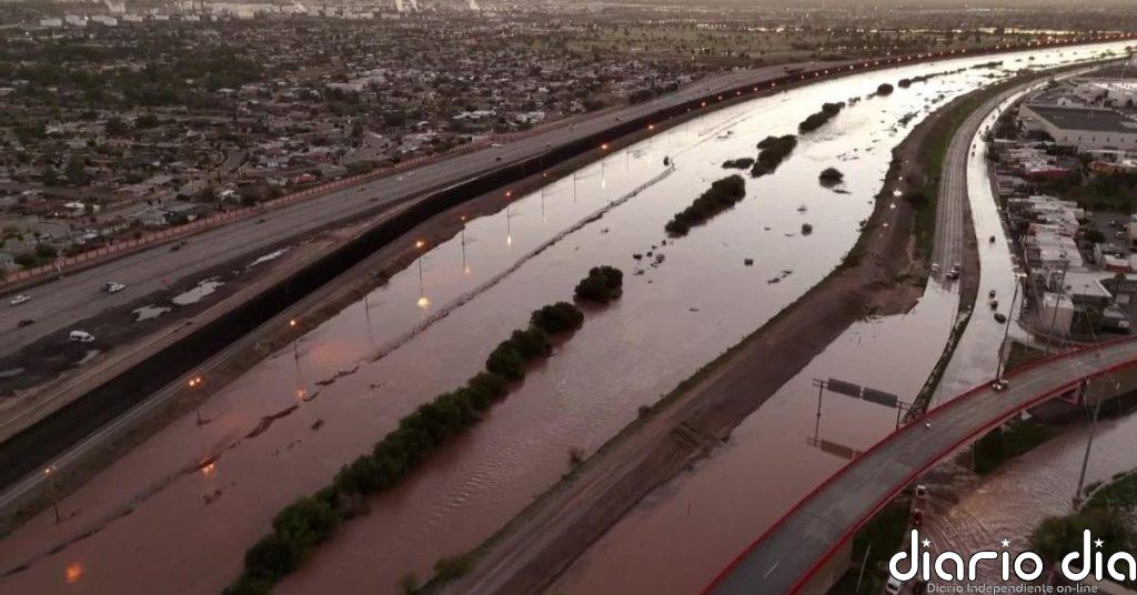Las lluvias desbordan el río Bravo en la frontera entre EEUU y México