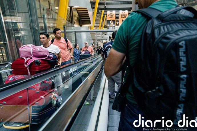 Los asientos previstos en vuelos internacionales hacia España para noviembre superan los nueve millones