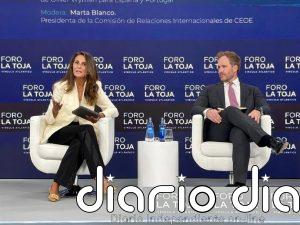 Los CEO buscan un "mayor control del riesgo" e inversión en IA con resultados "tangibles", según Oliver Wyman