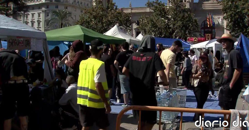Los daños colaterales de las acampadas