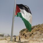 Los grupos palestinos Al Fatá, Hamás, Yihad Islámica y el FPLP se reunirán en El Cairo tras el aplazamiento electoral