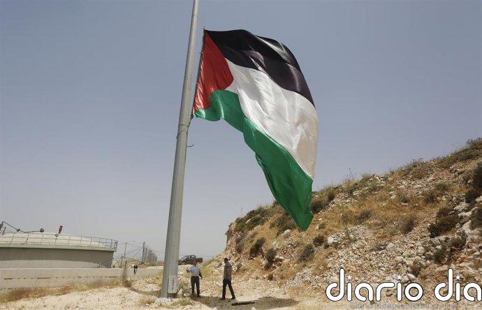 Los grupos palestinos Al Fatá, Hamás, Yihad Islámica y el FPLP se reunirán en El Cairo tras el aplazamiento electoral