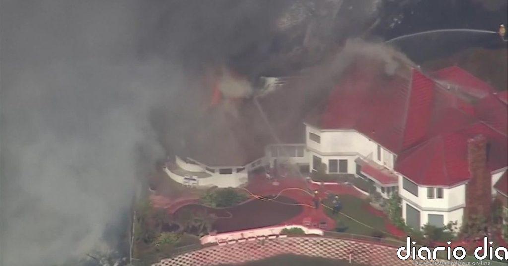 Los incendios forestales obligan al desalojo de cientos de personas en el sur de California