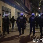 Los Mossos elevan a 130 los detenidos por los disturbios en Barcelona, de los cuales 76 menores