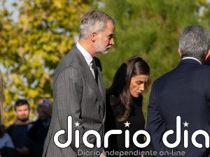 Los Reyes Felipe y Letizia muestran su apoyo a los heridos del accidente ferroviario en su visita al hospital de Toledo