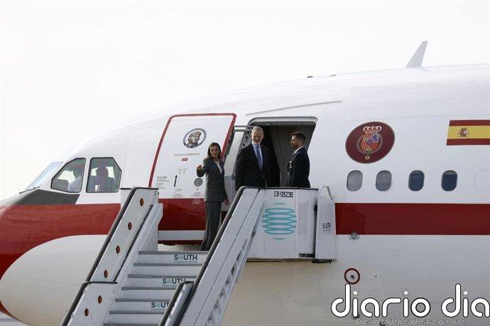 Los Reyes inician su viaje de Estado a Finlandia con un encuentro con españoles en el país báltico