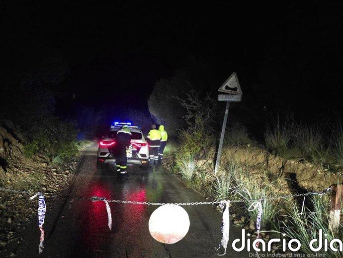 Los servicios de emergencia actúan en numerosas incidencias en Xàbia ante el impacto de Adam