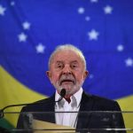 Lula critica la huida de Flávio Bolsonaro a EEUU, la "primera patria" de la familia Bolsonaro