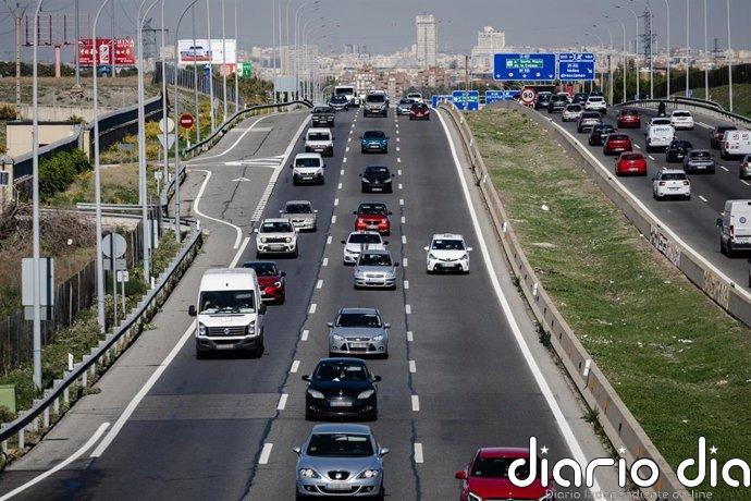 Madrid y Barcelona concentran los mayores atascos a última hora en la salida del Puente del Pilar