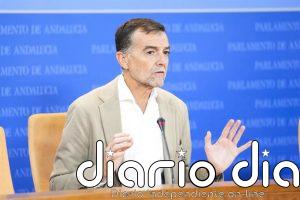 Maíllo dice que el acuerdo con Podemos "está más cerca" y asegura estar "moderadamente optimista"