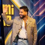 Maluma revela con su look en ‘El Hormiguero’ el truco beauty para potenciar las facciones