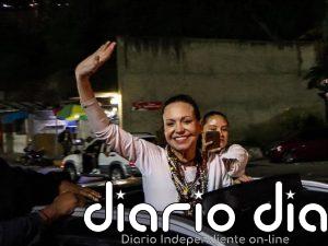 María Corina Machado se reúne con más de un centenar de familiares de presos políticos tras su regreso a Venezuela