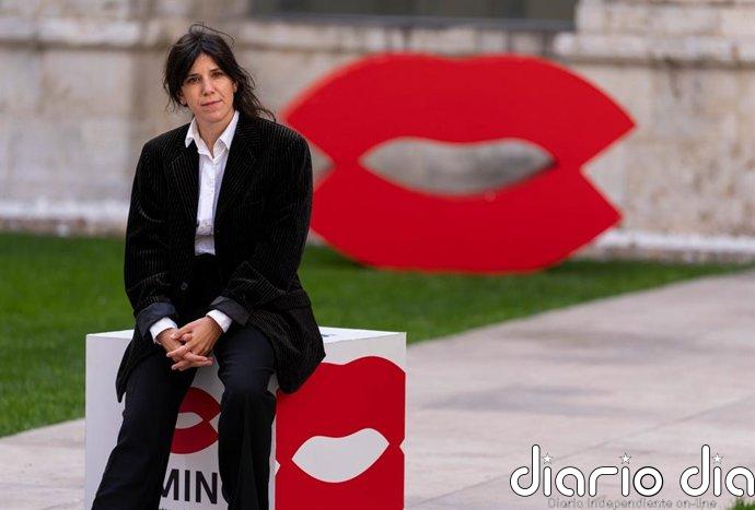 Marine Atlan, cineasta francesa: "La juventud ya no se deja engañar por el espejismo de la meritocracia"