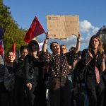 Más de 400 institutos permanecerán cerrados este lunes en medio de la ola de protestas estudiantiles