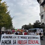Miles de personas se manifiestan en Santander por la vivienda y llaman a la huelga general