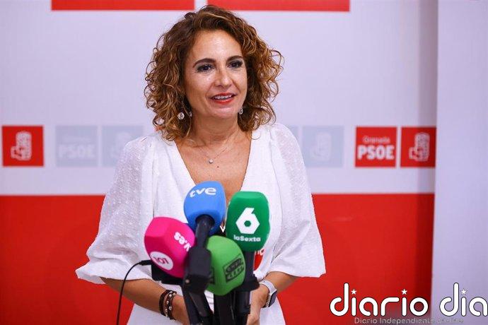 Montero anima a la ciudadanía a "participar" y "decidir" entre "avanzar o retroceder" tras las elecciones del 29N