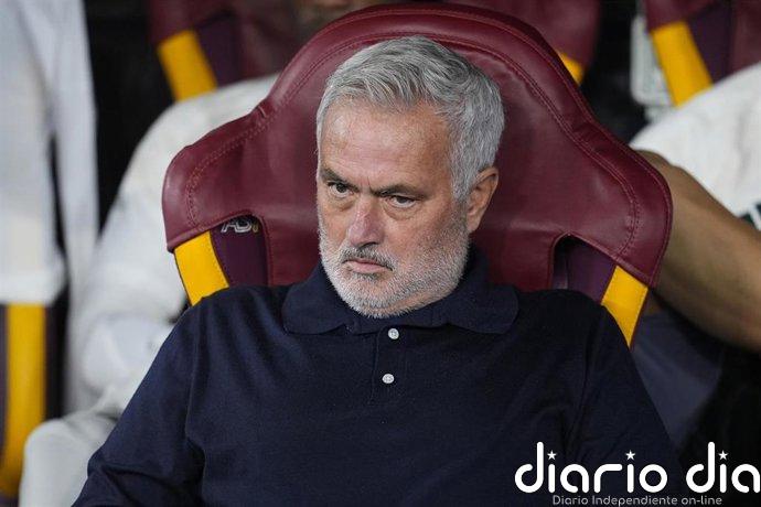 Mourinho: "Si jugamos con los once que han terminado nos meten cinco"