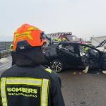 Muere el conductor de un turismo tras chocar contra un camión de transporte de hidrocarburos vacío en Vinaròs