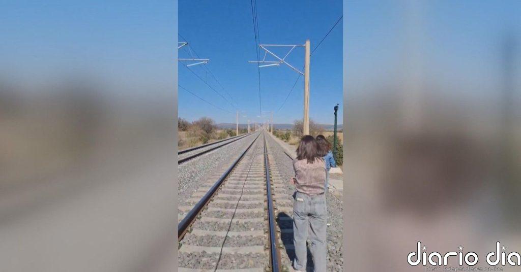 Otro AVE a Sevilla se quedó a 500 metros de los trenes siniestrados en Urda (Toledo)