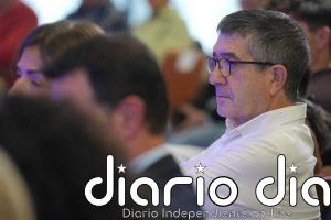 Patxi López cree que el PP pide imputar al PSOE y que no se vote por correo porque tiene "miedo" de perder el 29N