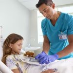 Philips lanza una nueva plataforma de vigilancia cardiaca móvil que mejora la gestión de alarmas