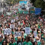 Profesores de la pública arrancan este miércoles una huelga indefinida para exigir "más recursos y mejores condiciones"