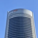 PwC España incorpora su nueva identidad de marca a su edificio en Madrid