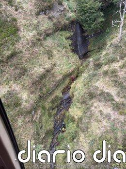 Rescatado en helicóptero un zaragozano de 46 años lesionado de una rodilla mientras hacía barranquismo en Ramales Rescate del hombre en el barranco Pico Canales